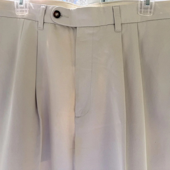 Gary Player 34x34 Pleated and cuffed hem khakis. Classic golf fit men’s pants. - Picture 7 of 9
